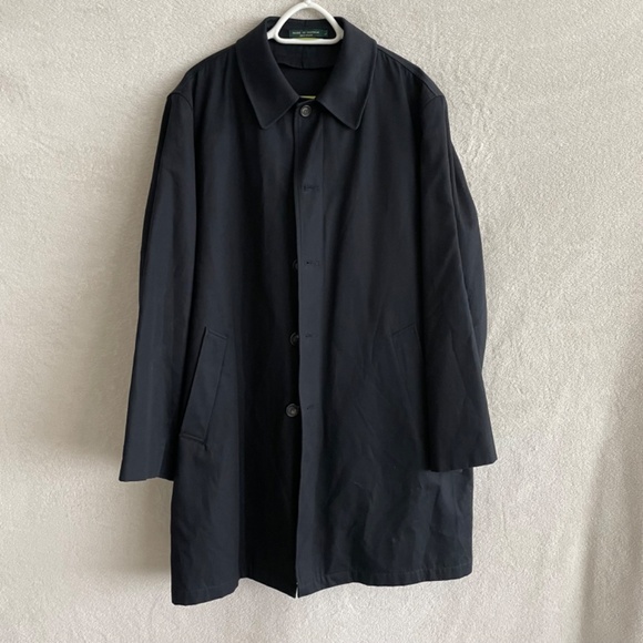 Lauren Ralph Lauren trench coat with removable inner liner. - Picture 10 of 10